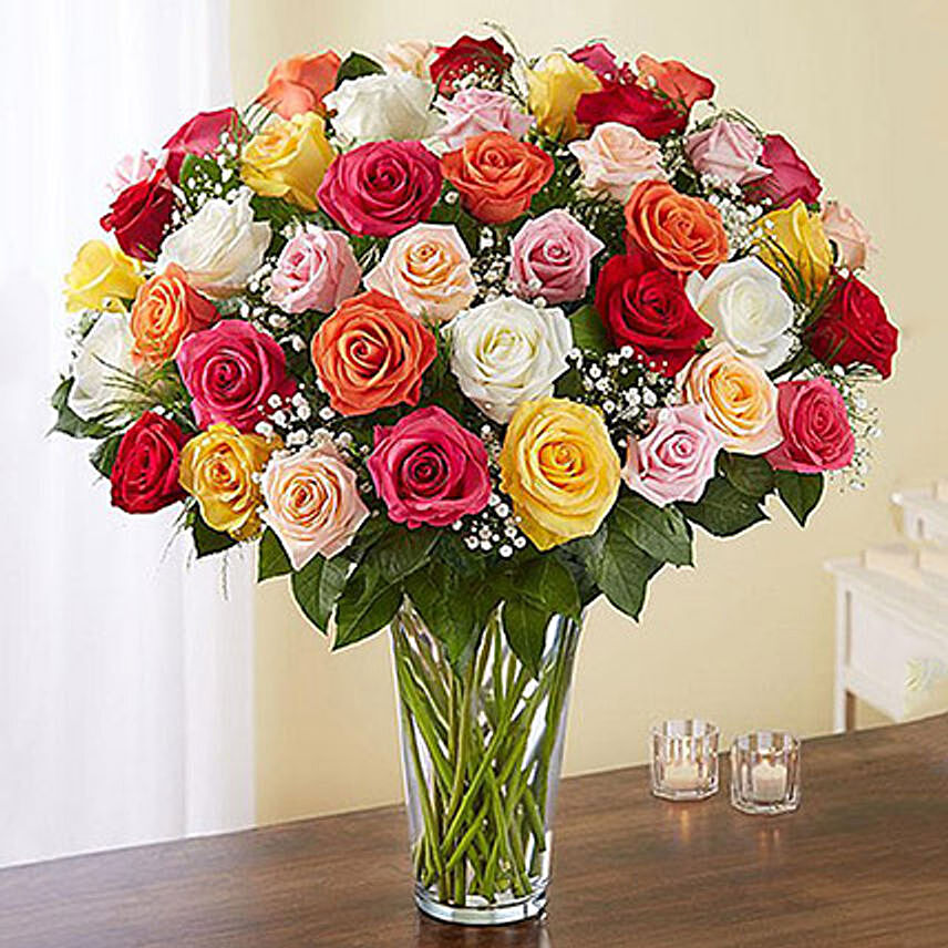 Bunch of 50 Assorted Roses In Glass Vase: Premium Flowers