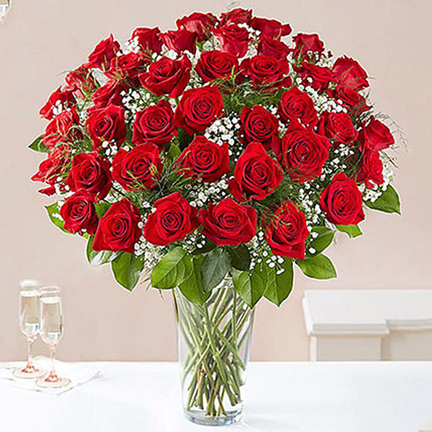 Bunch of 50 Scarlet Red Roses: Flower Arrangements in Vase