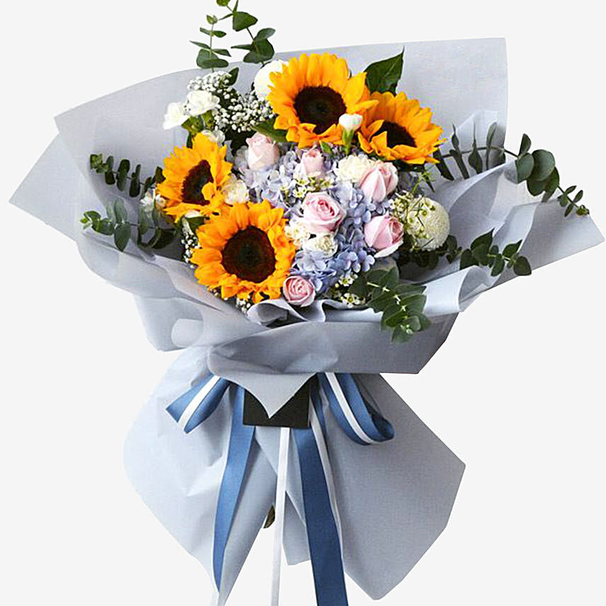 Summer Happiness Floral Bunch: Graduation Gifts Singapore