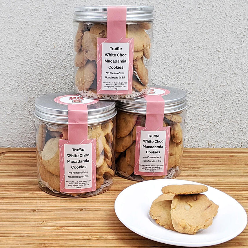 Macadamia Cookies: Gifts For Teen Boys