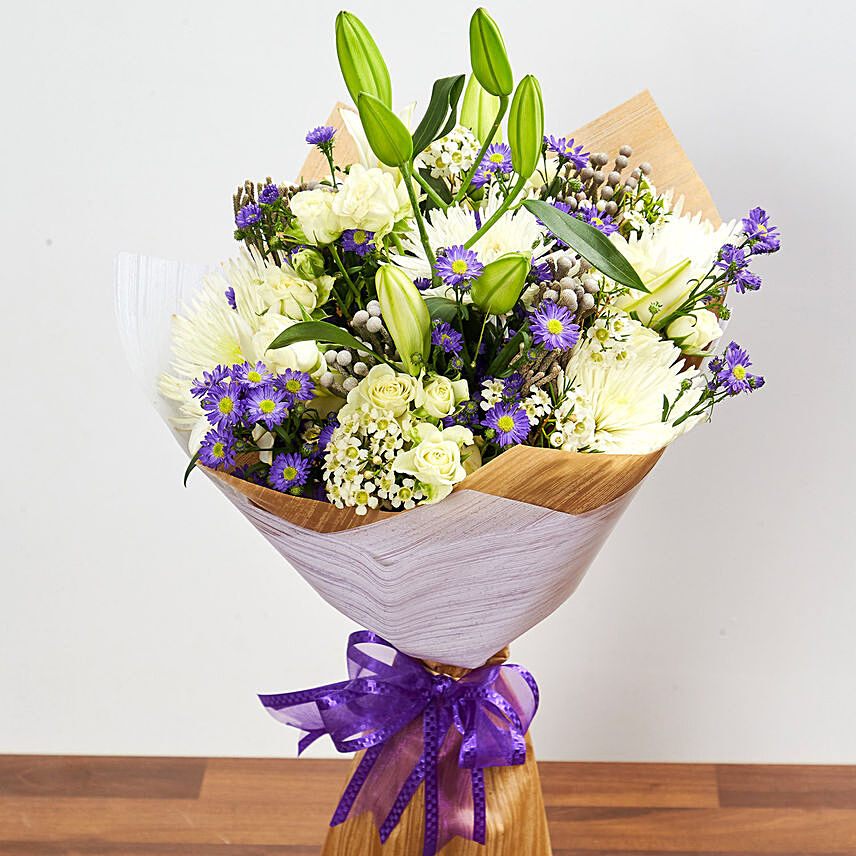 Bouquet Of Mesmerizing Flowers: Blue Flowers