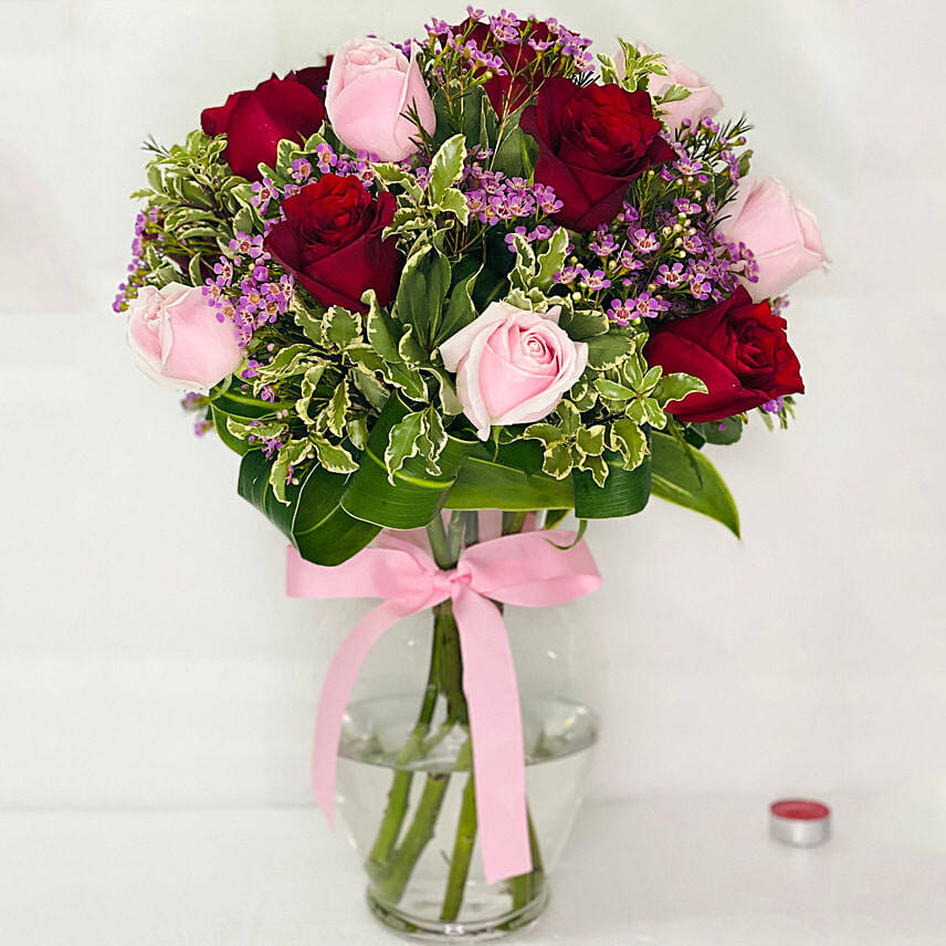 Make me a wish Bouquet: Flower Arrangements in Vase