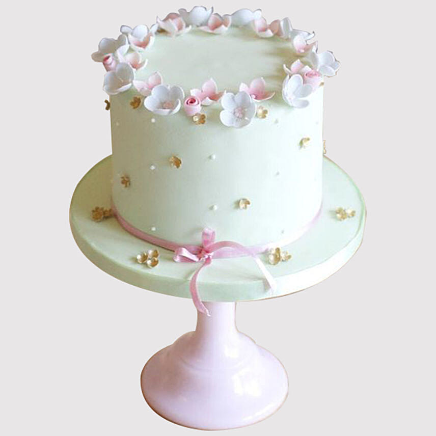 Elegant Butterfly Cake: Fondant Cakes