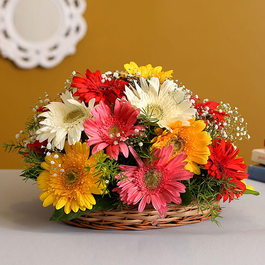 Petite Floral Brilliance: New Year Flowers