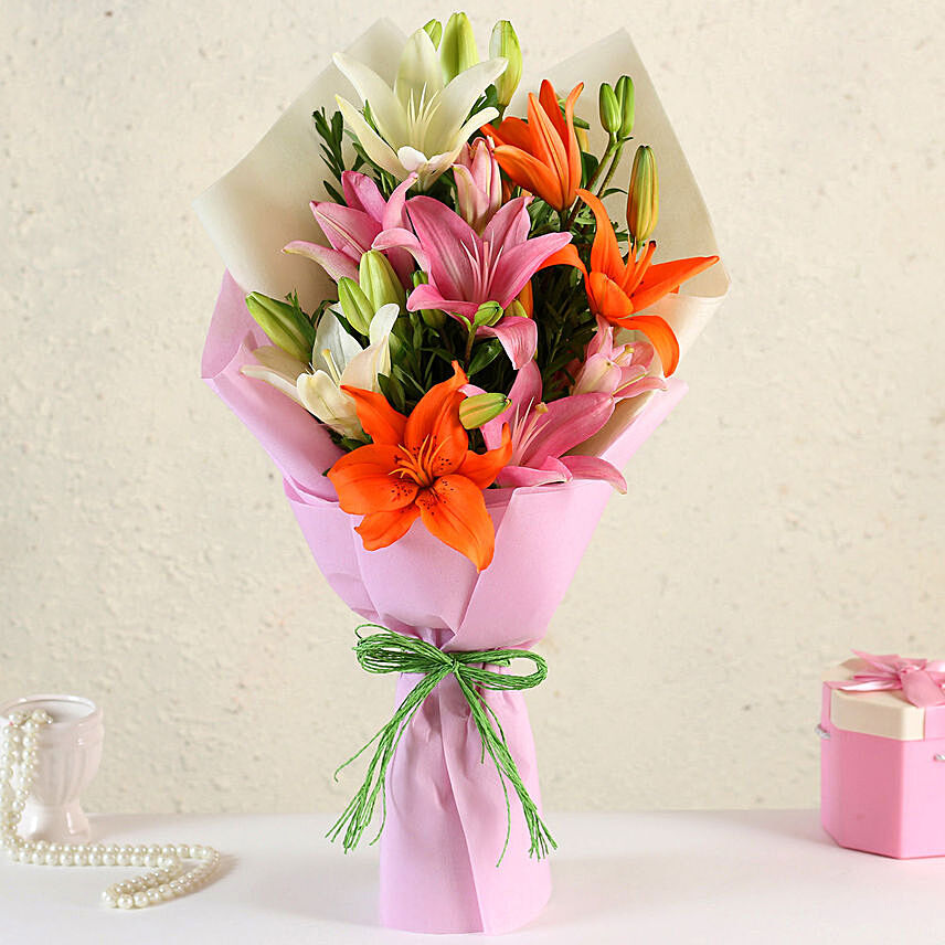 7 Attractive Mixed Asiatic Lilies Bunch: Lily Bouquet