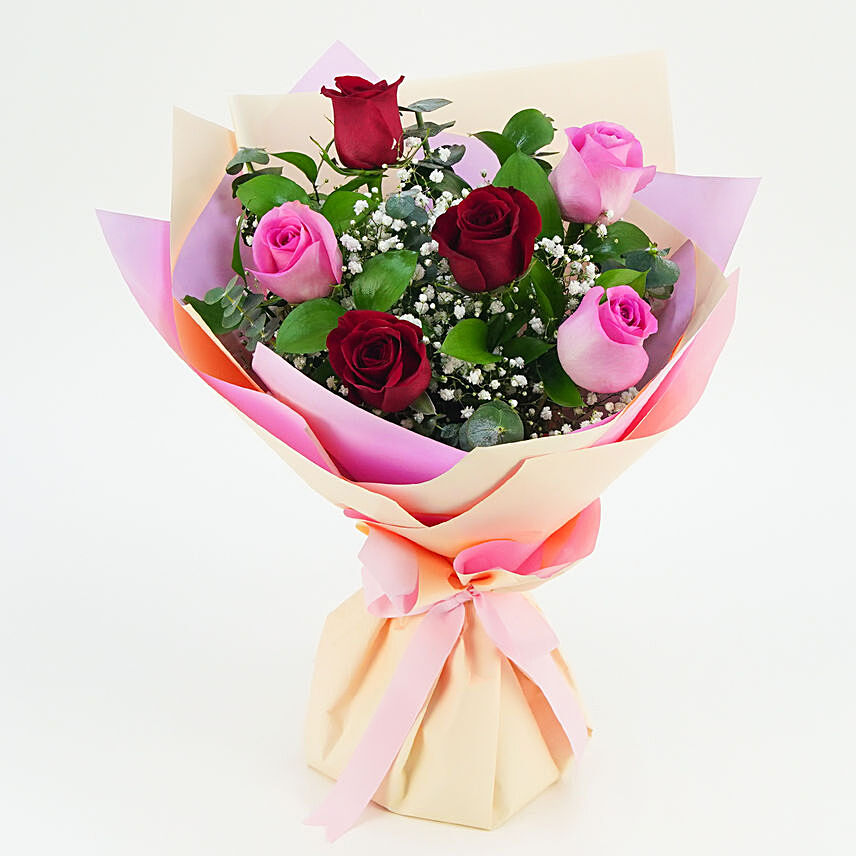 3 Pink & 3 Red Mixed Roses Bouquet: 