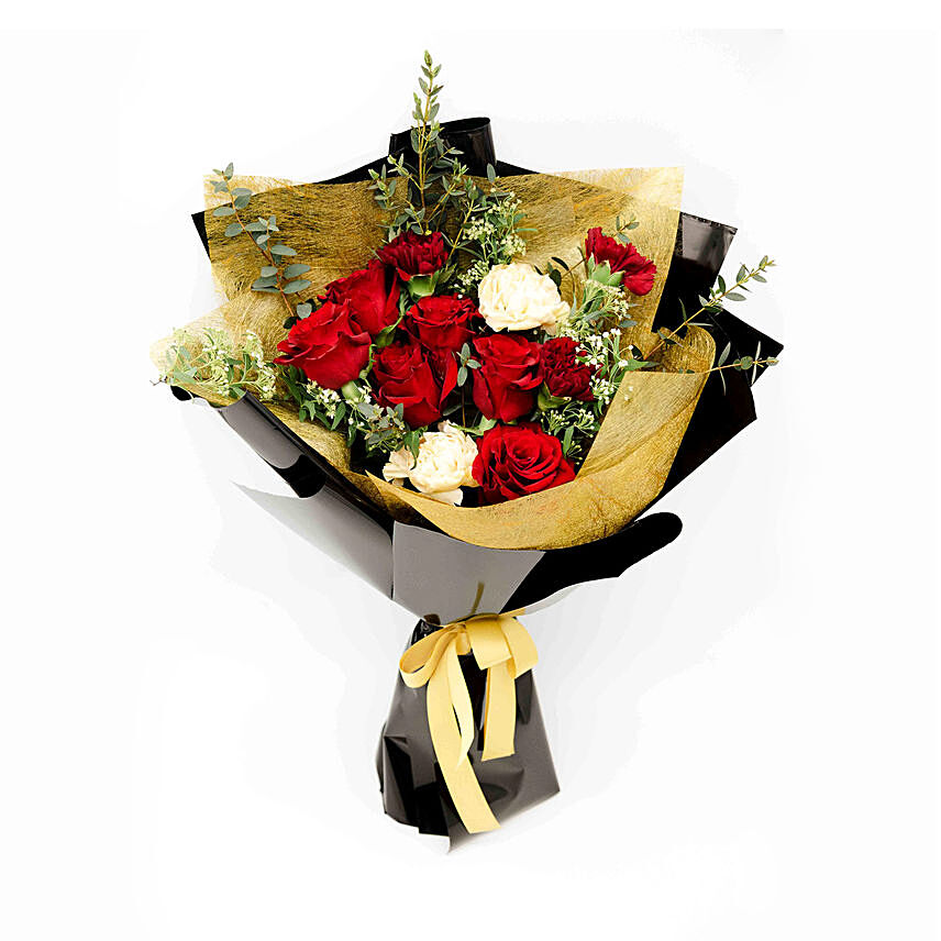 Ravishing Mixed Flowers Bouquet: Birthday Roses