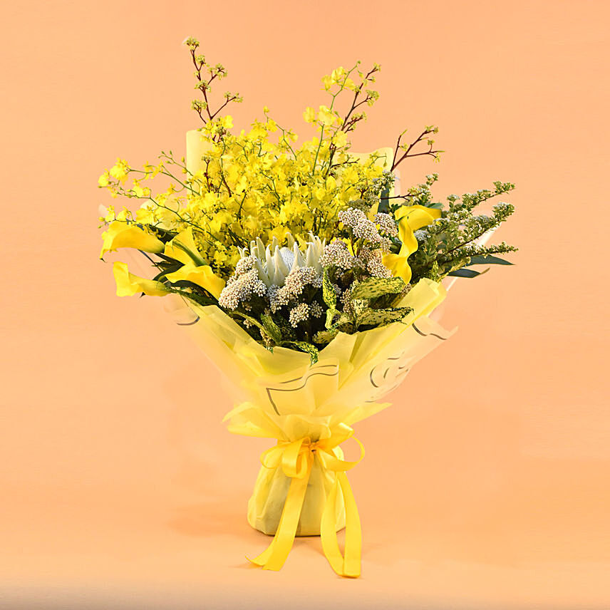 Enchanting Blooms Bouquet: Yellow Floral Bouquet
