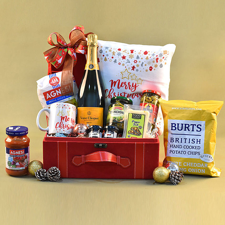 Grand Christmas Leather Chest Box Hamper: Xmas Gift Hampers