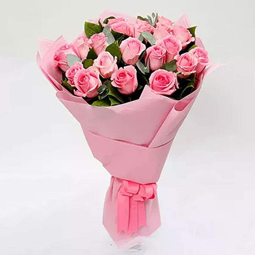 Passionate 20 Pink Roses Bouquet: Flowers For Dad