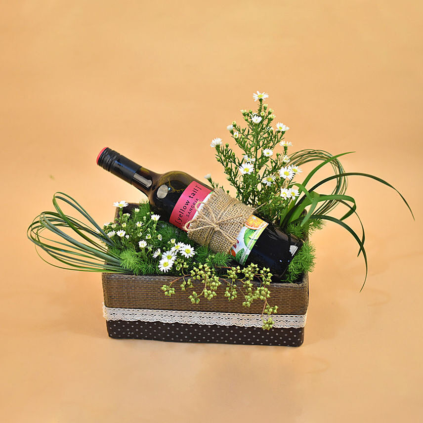 White Phoneix & Red Wine Leather Box: Flower Bouquet with Wine