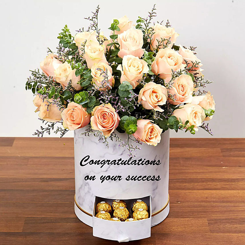 Stylish Box Of Peach Roses and Chocolates in Box: Personalised Gifts Singapore