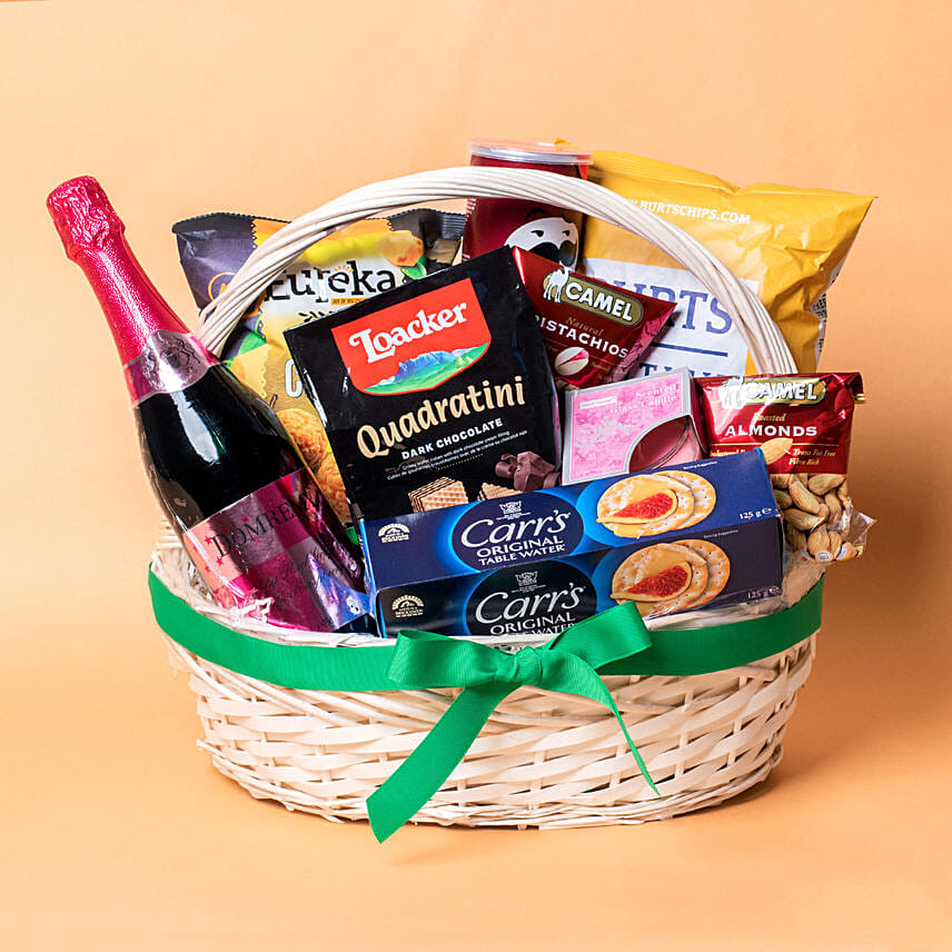 Sparkling Juice & Snacks Basket: Birthday Hampers 