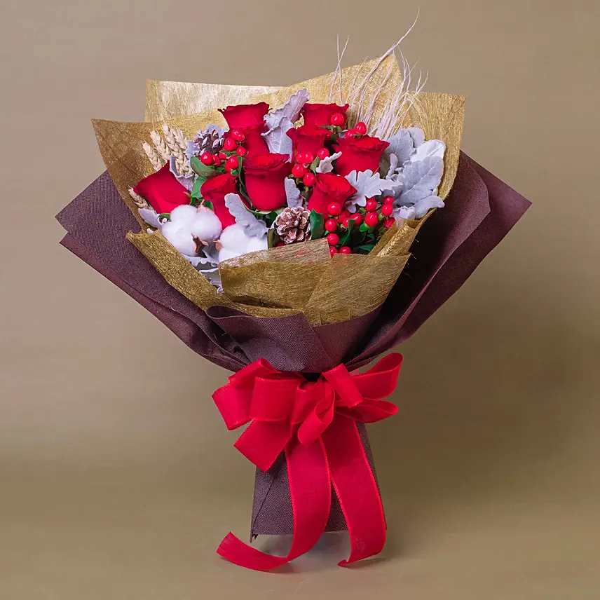 Xmas Red Roses Bouquet: Christmas Presents