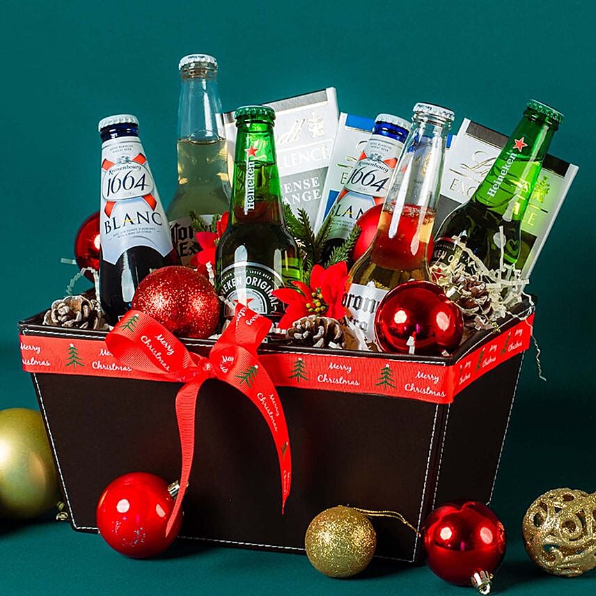 Grand New Year Gift Hamper: New Year Gift Hampers