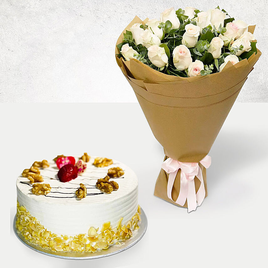 Mocha Cake and Peach Rose Bouquet: Cake Delivery Singapore