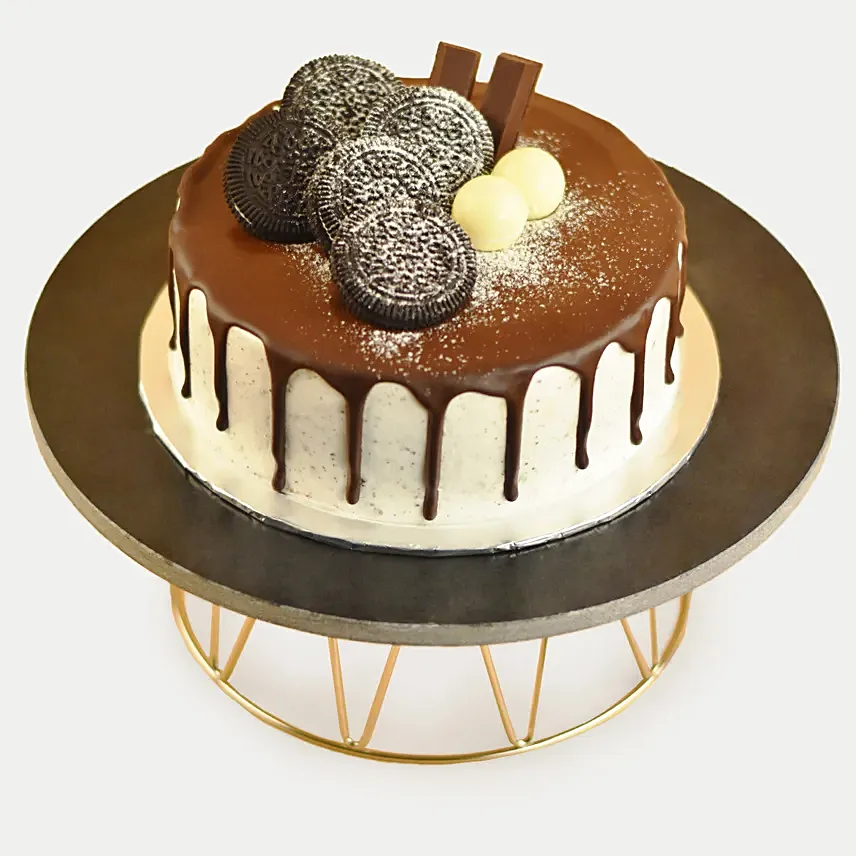 Yummy Kit Kat & Oreo Dripping Cake: Traditional Easter Cake