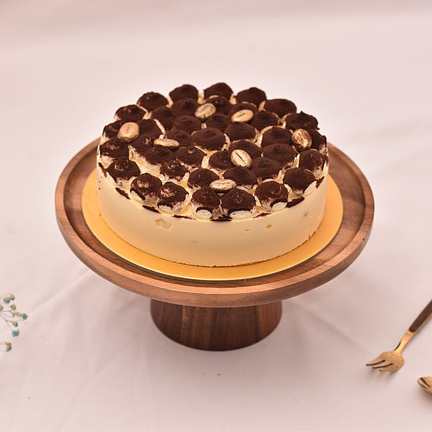 Irresistible Tiramisu Cake: Farewell Gift
