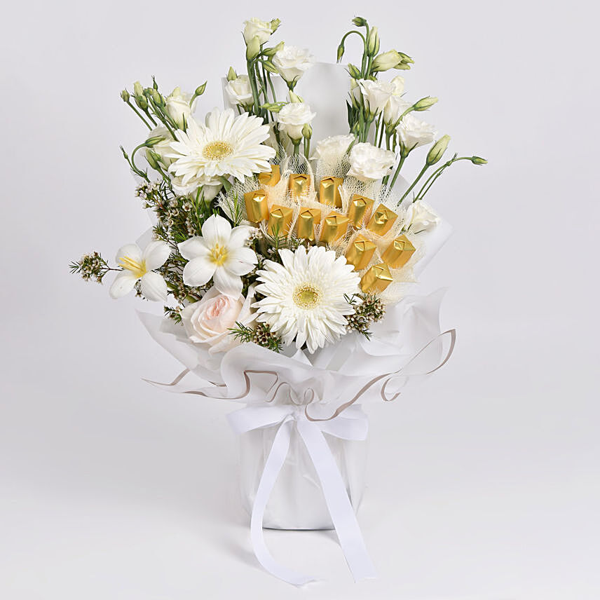 Mesmerising White and Gold: Gerbera Bouquet