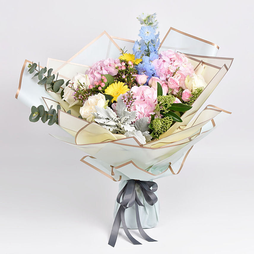 Birthday Happiness Flower Bouquet: Mothers Day Flowers Singapore