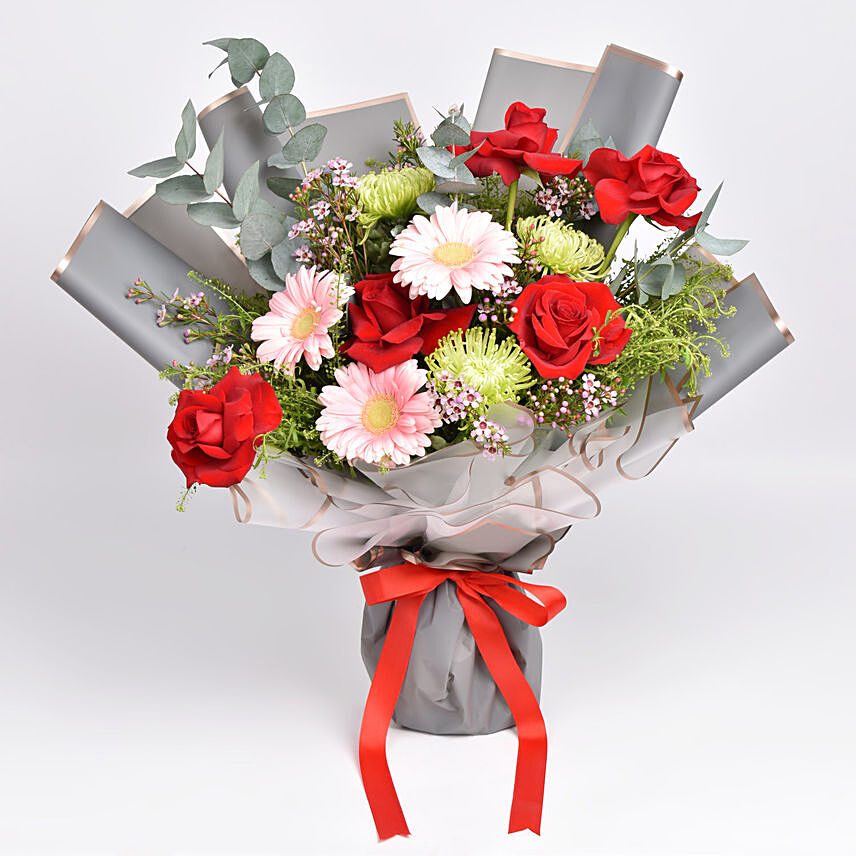 Birthday Love Flower Bouquet: National Day Gifts