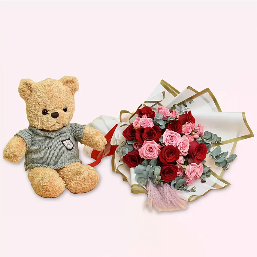 Red and Pink Roses Beauty Bouquet and Teddy: Plush Toys and Flowers