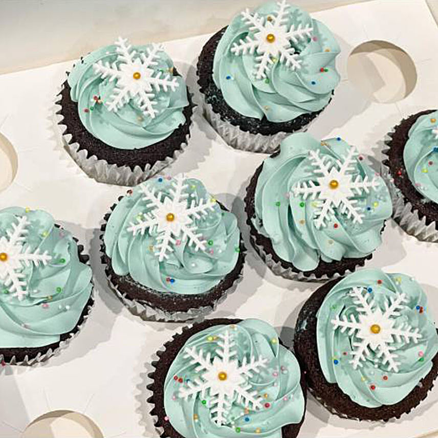 Snowflake Cupcakes: Vanilla Cake 