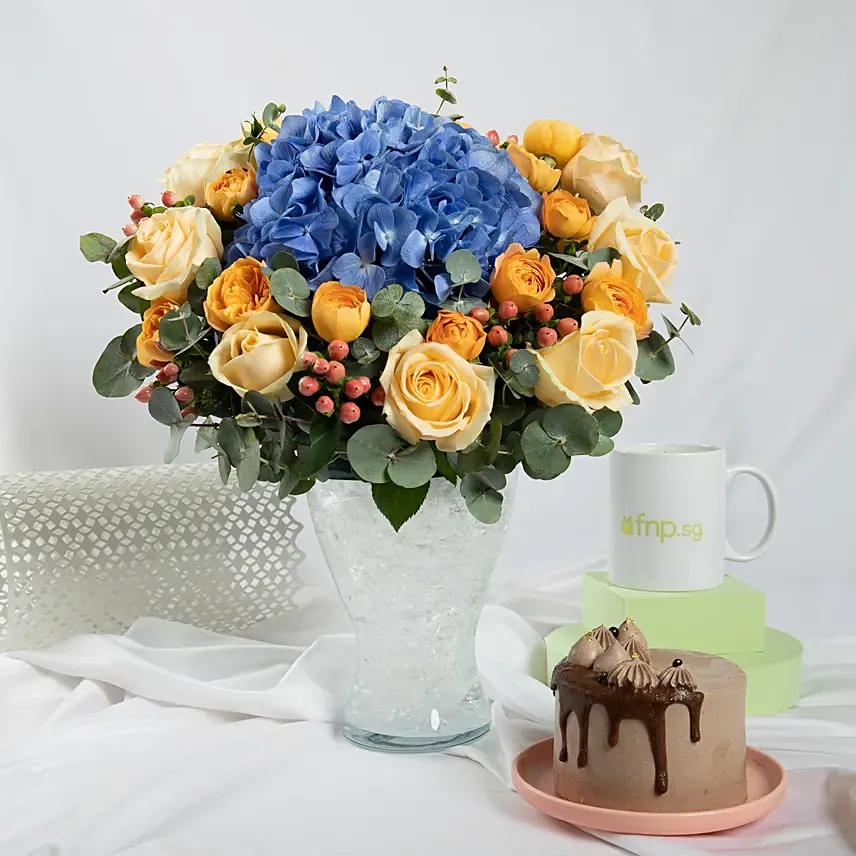 Exqusite Hues and Cake: Combo Gifts