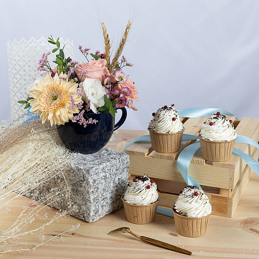 Flowers Arrangement and Vanilla Cupcakes: Anniversary Flowers