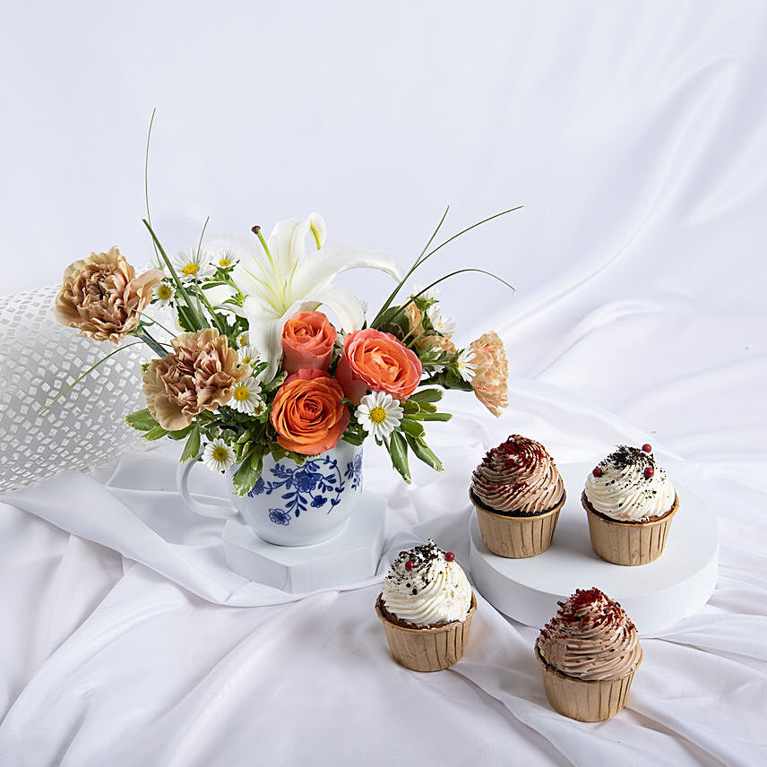 Blooms in a Mug and Cupcakes: Combo Gifts
