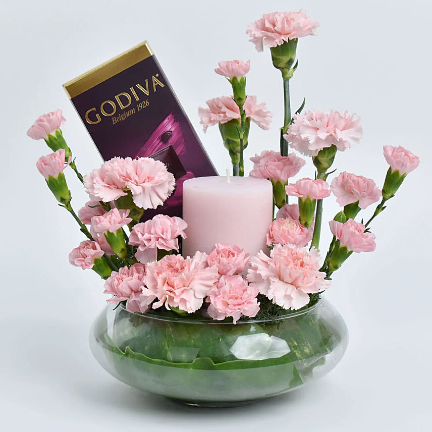 Sweets Fragrant and Beautiful Love: Table Flowers Arrangement 