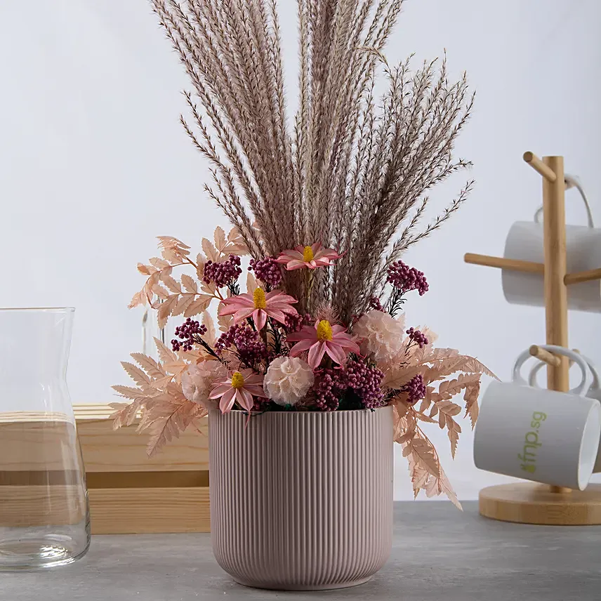 Beauty of Pink and Dry Flowers: Dried Flowers Singapore