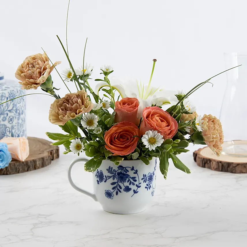 Bloom in a Mug: Table Centerpieces