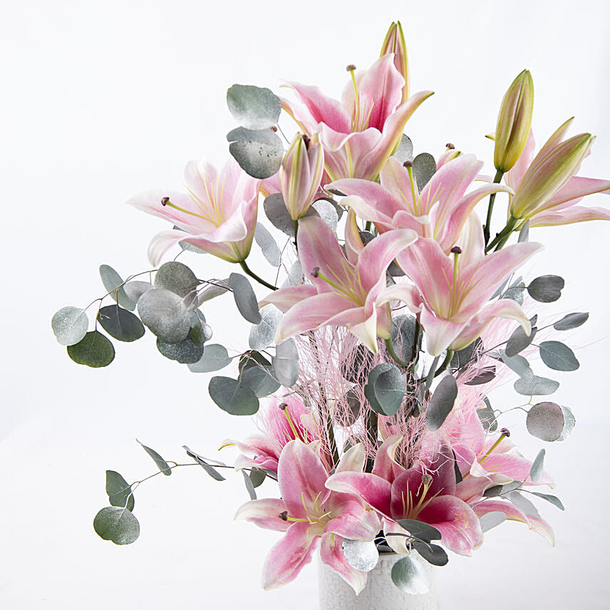 Lilies Beauty Arrangement: Lily Flower Bouquets
