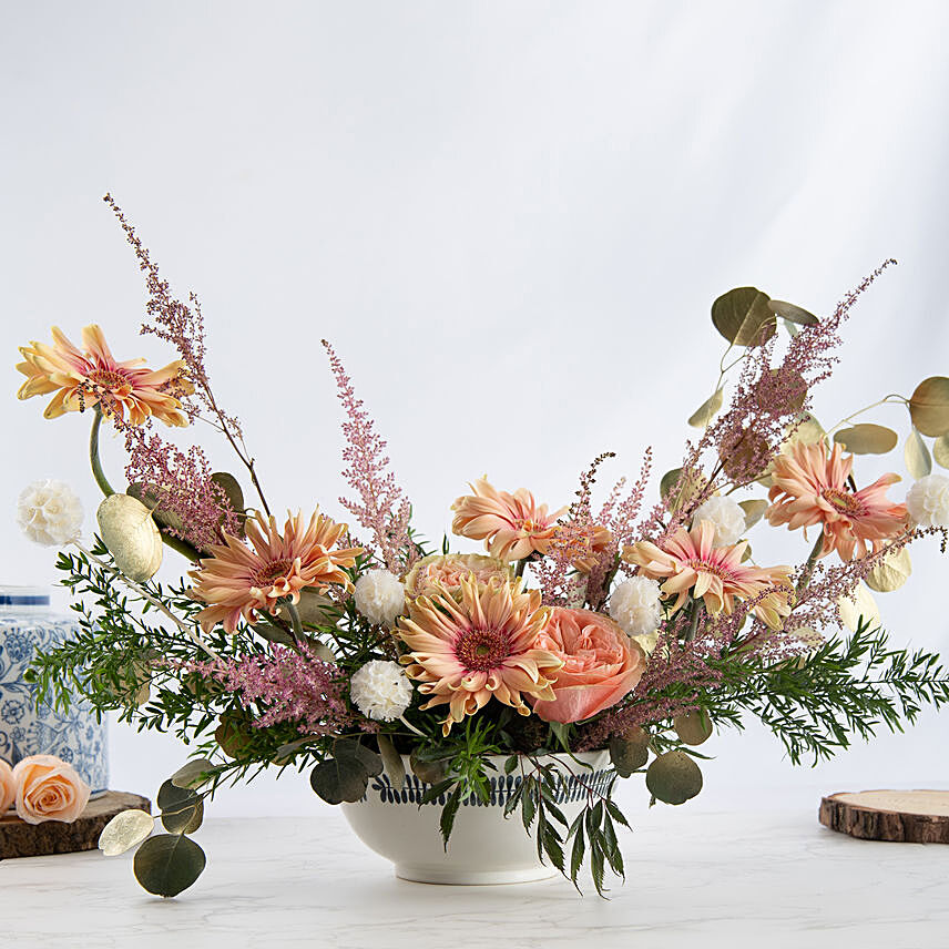 Ravishing Arrangement Of Flower: Table Centerpieces 