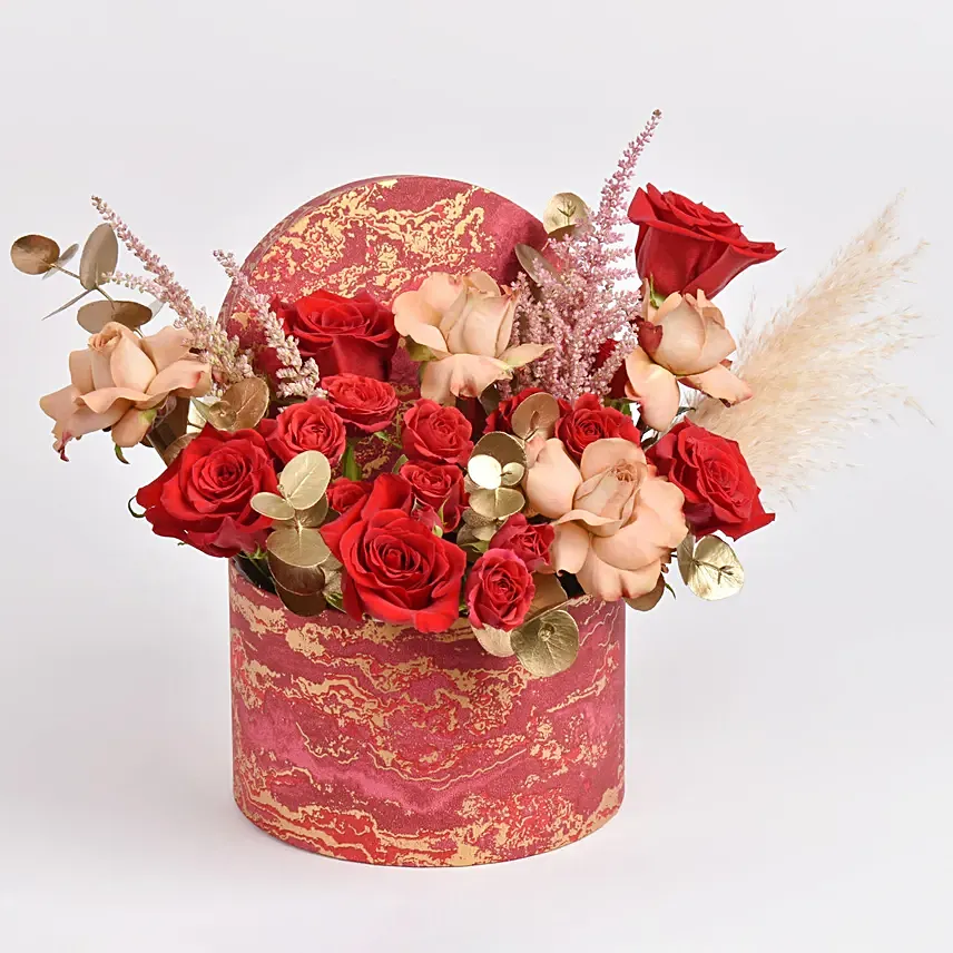 Beauty of Red and Cappuccino Roses: New Year Flower Arrangements