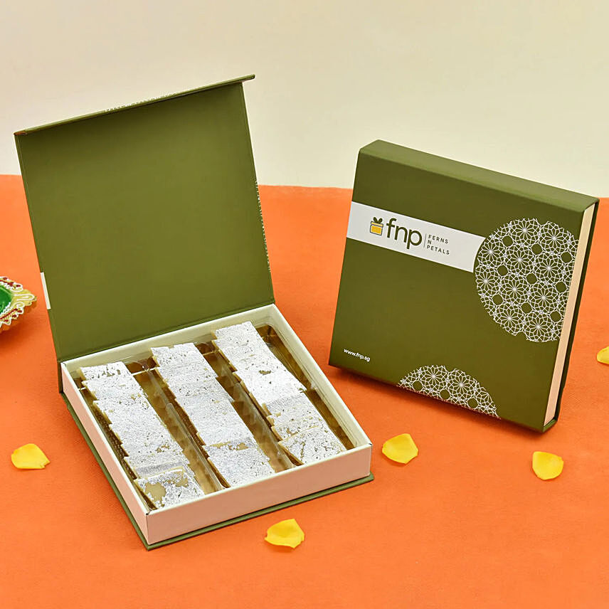 Premium Kaju Katli Box: Diwali Gift Hampers