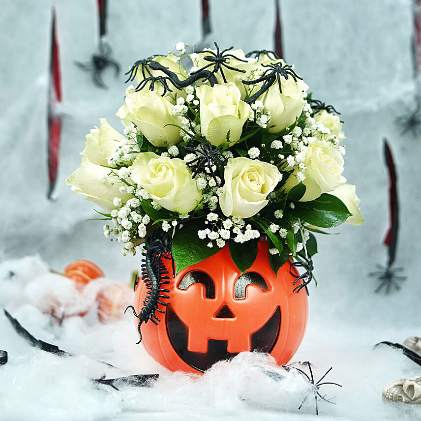 Roses and Spiders: Halloween Gifts 