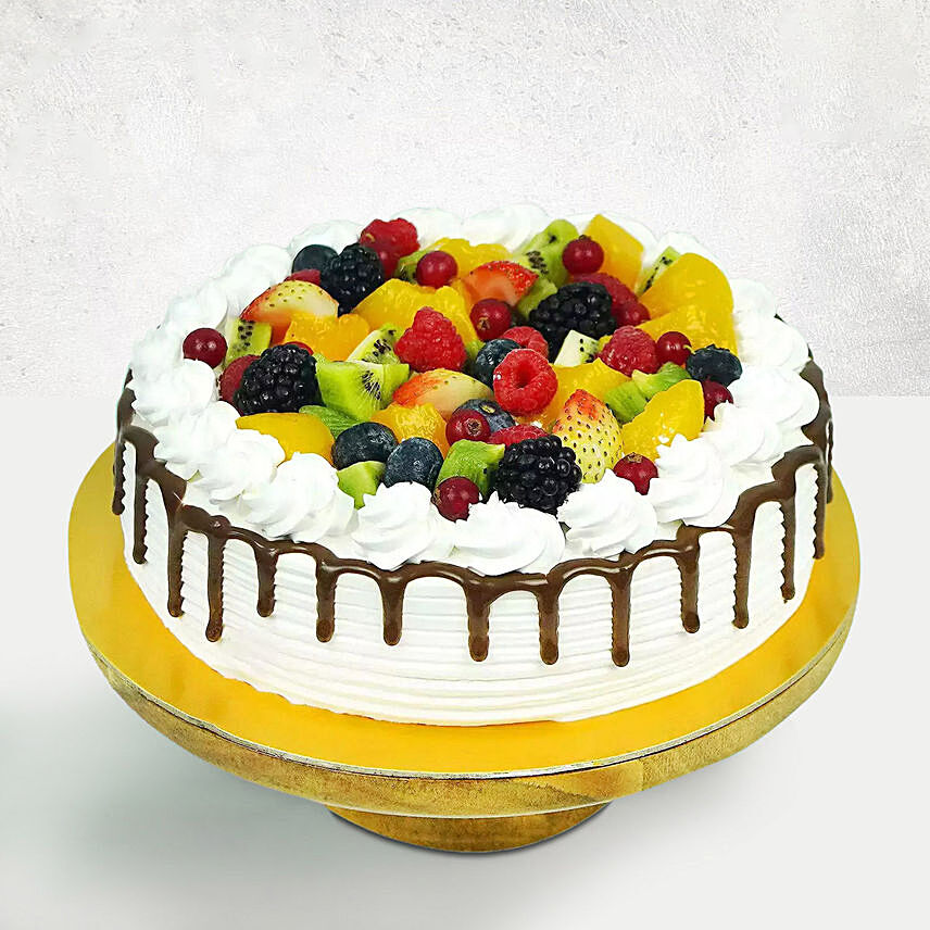 Fruity Vanilla Cake: Xmas Cake Delivery