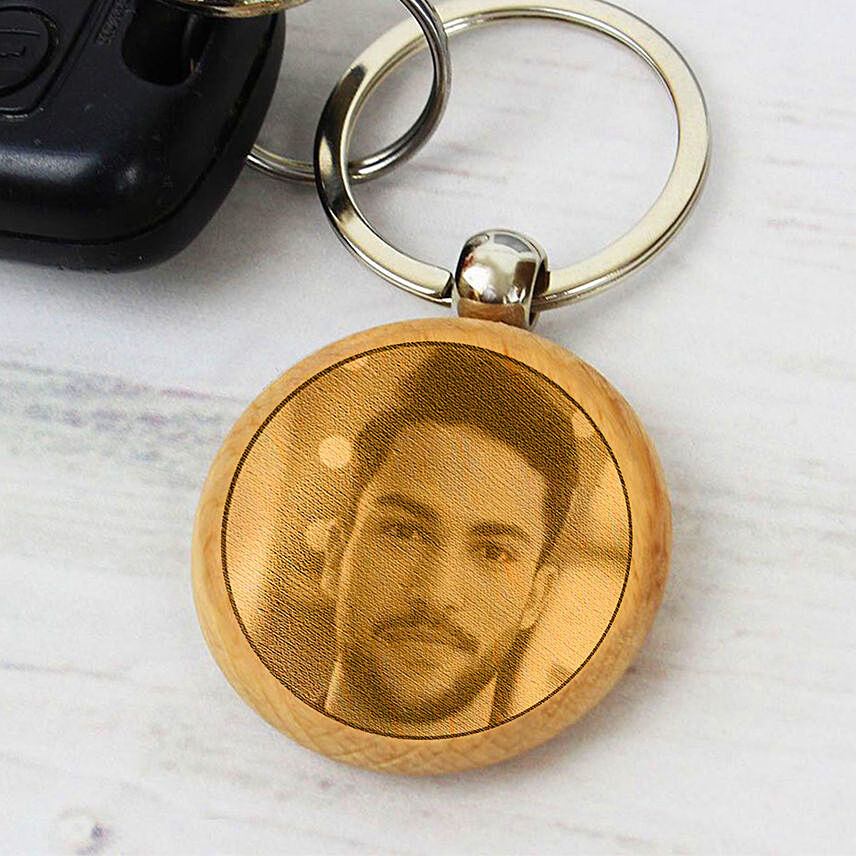 Engarved Photo Round Key Chain: Childrens Day Gifts