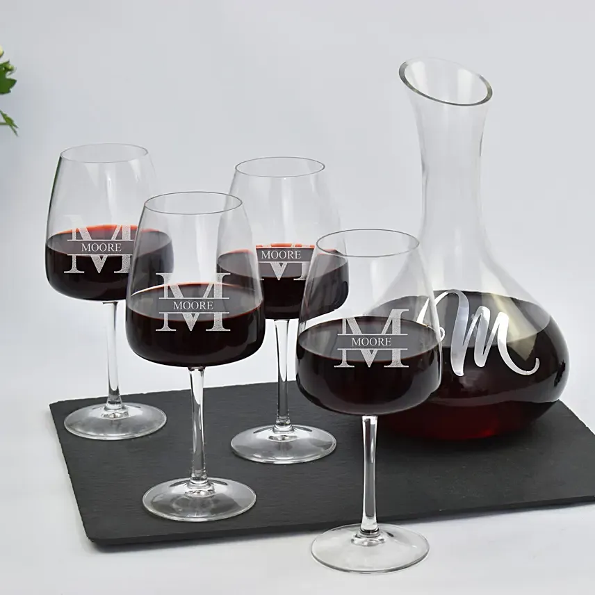 Personalised Decanter and Glasses Set: Personalised Wedding Gifts