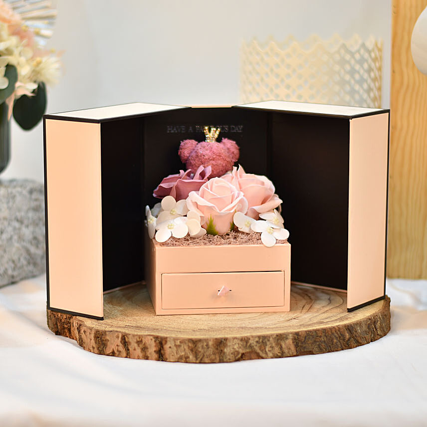 Teddy Idol with Soap Flowers Box: Last Minute Gifts