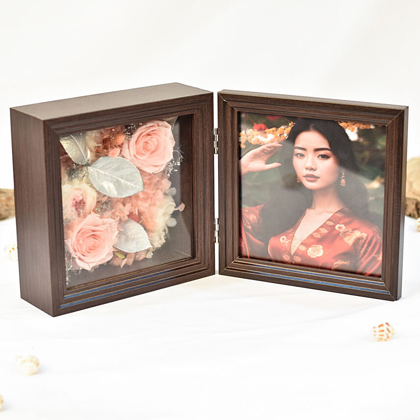 Personalised Dry Flower Box: Personalised Anniversary Gift Ideas