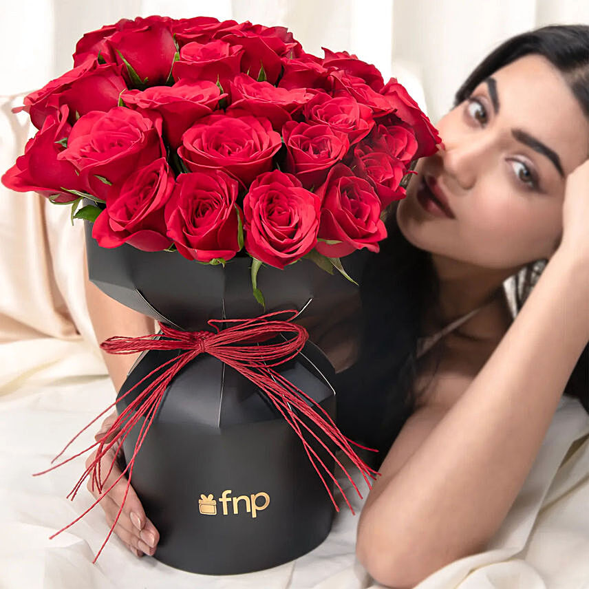 Red Velvet Whispers Of Roses: Anniversary Flowers Singapore