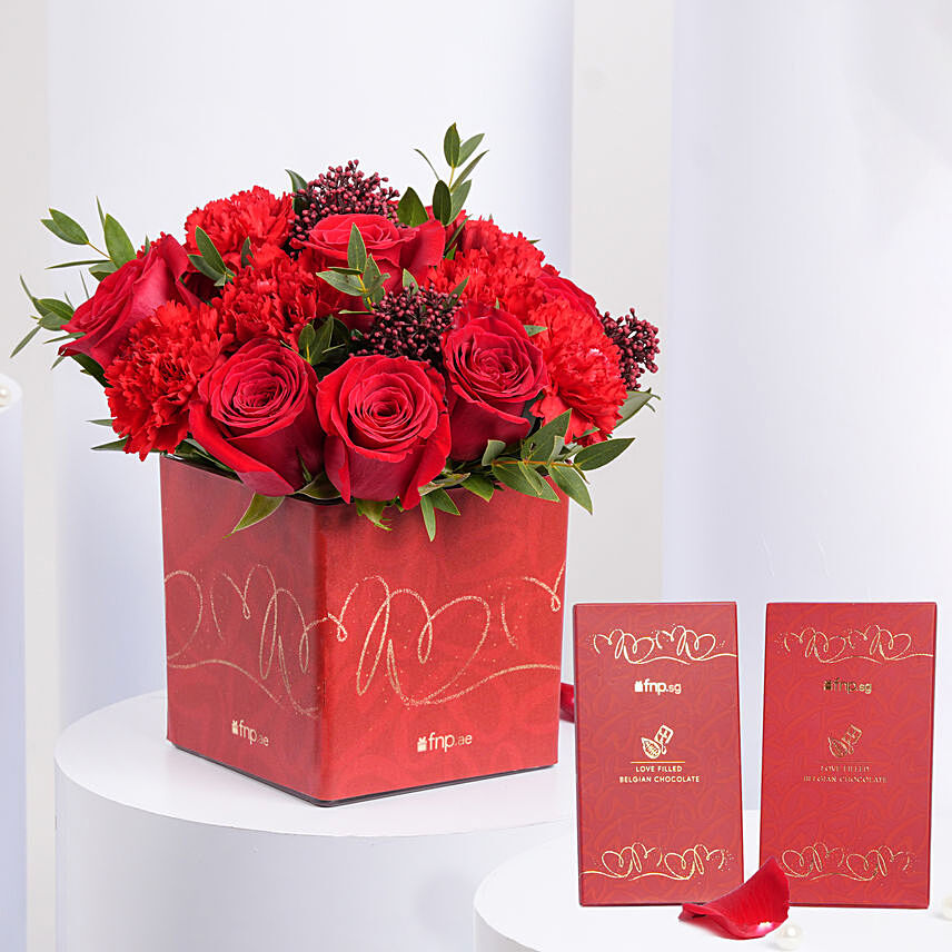 Stir My Heart Floral Expression With Chocolates Bar: Roses 