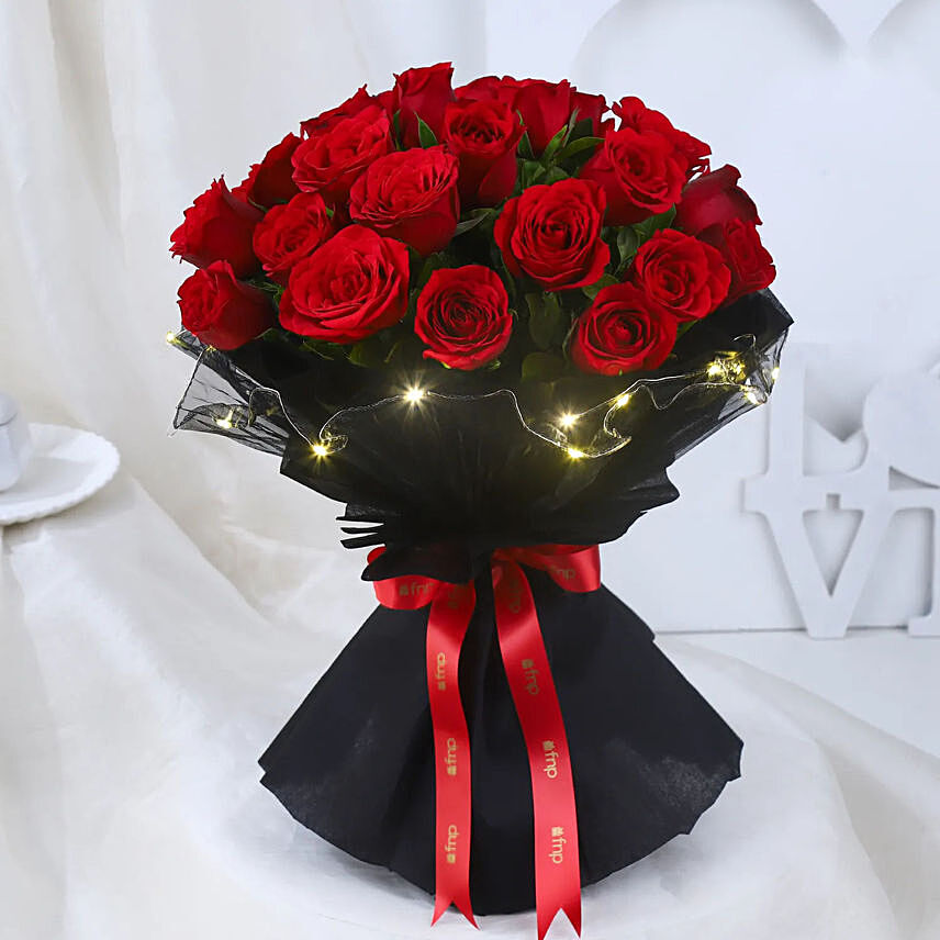 LED Elegance Rose Embrace Hand Bouquet: Fresh Flowers 