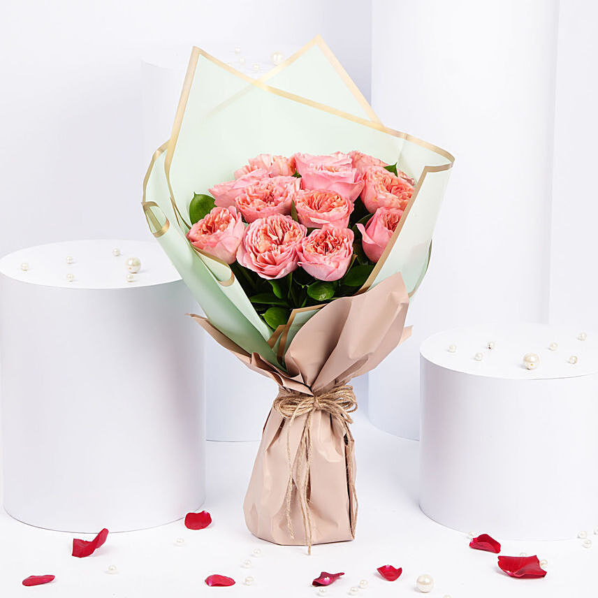 12 Pink Garden Roses Premium Bouquet: Pink Flowers
