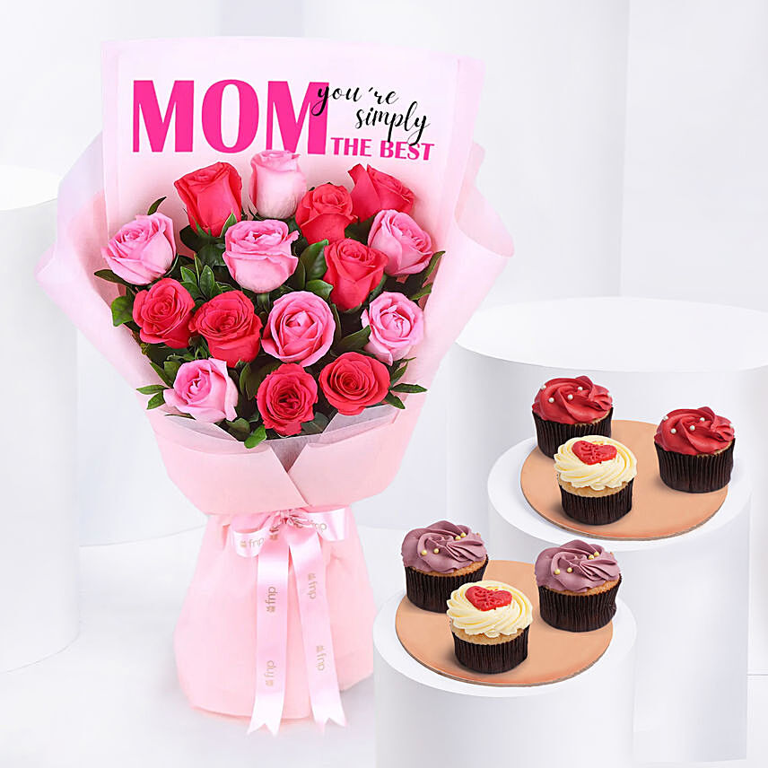 Mothers Love Roses Bouquet with Cupcakes: Combo Gifts