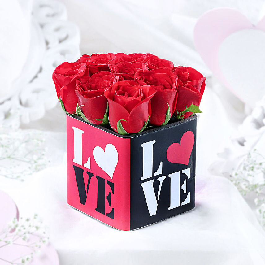Timeless Red Rose Love: 520 Special Gifts
