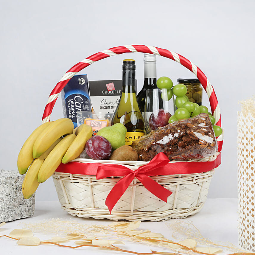 Cheers Gift Basket: Wine Hampers